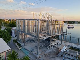 Bauhu modular home assembly in Elbow Cay, Bahamas
